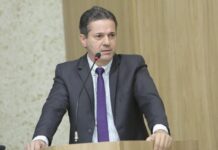 Dilmair Callegaro requer informações sobre campo de futebol e melhorias urbanas